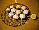 [Lemony mincemeat buns]