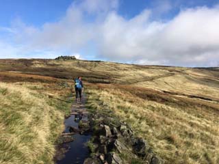edale-rocks.jpg